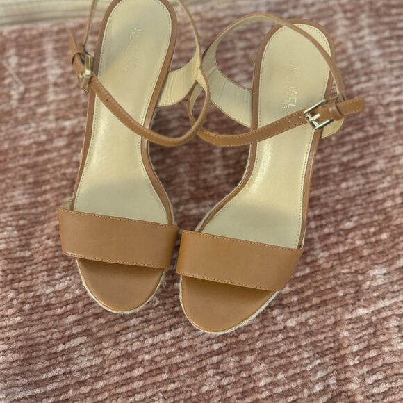 Michael Kors Jill Leather Wedge - Picture 2 of 4